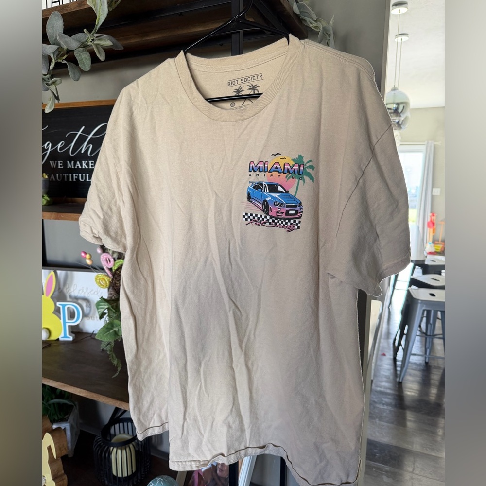 Riot society Beige Tee with Pink & Blue Miami Graphic